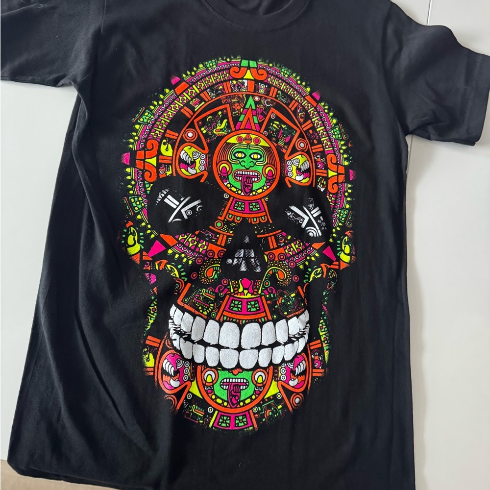 Colorful Skull Graphic T-Shirt